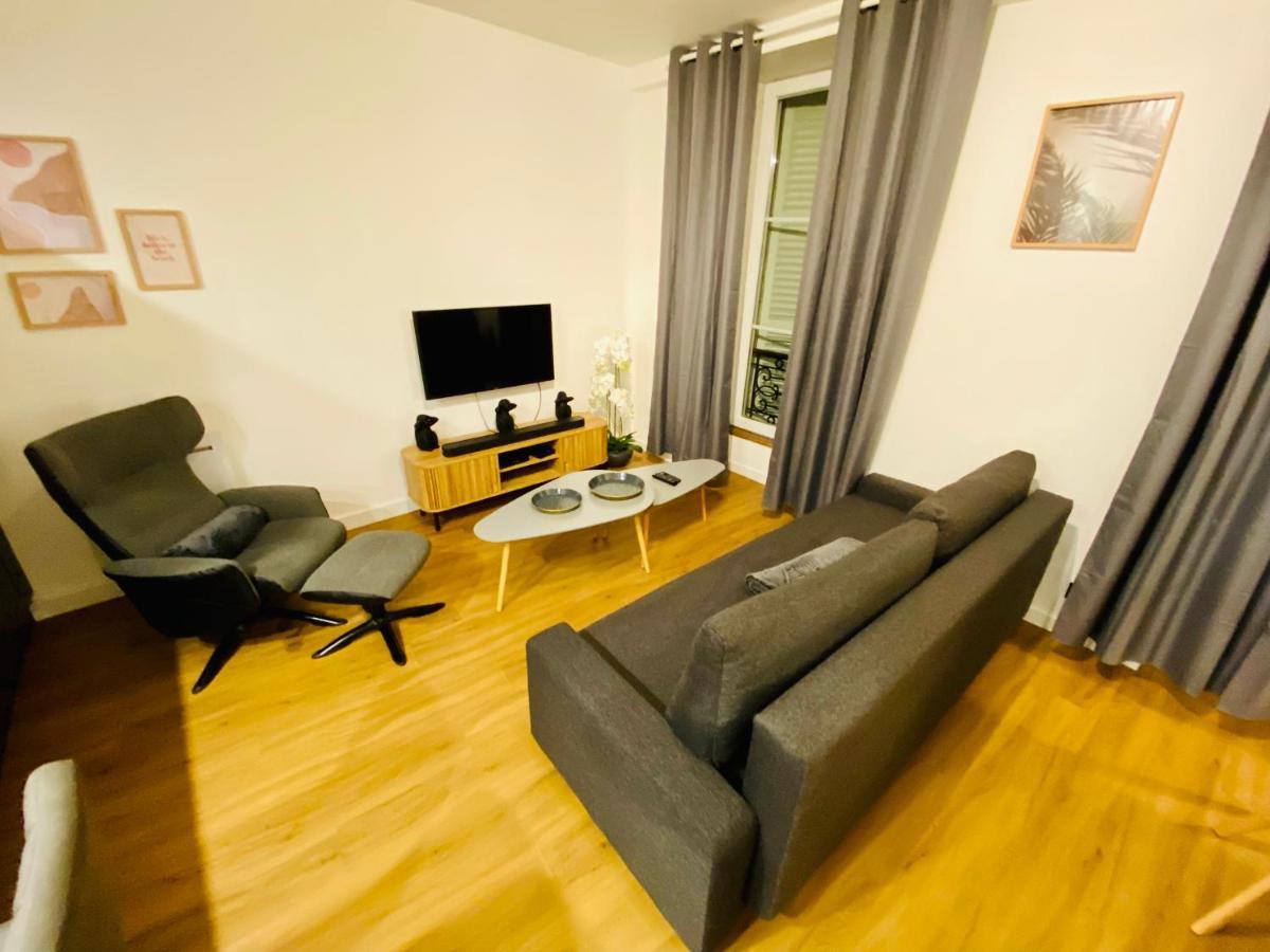 50M2 Flat In Heart Of Orleans - Canal Foot & Bein Экстерьер фото